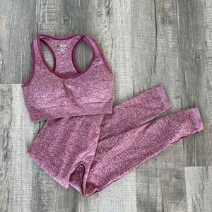 Burgundy work out set